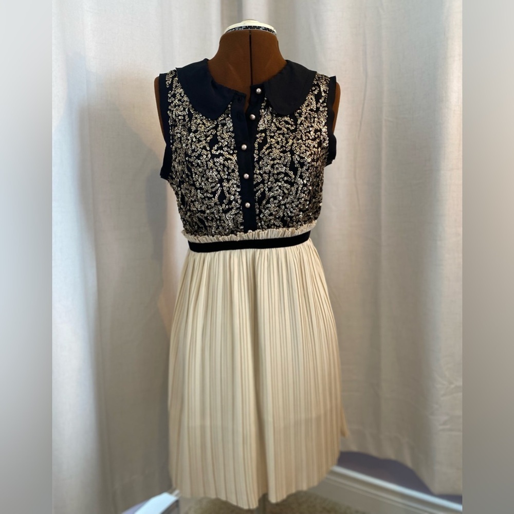 Darling Dress - Picture 2 of 6